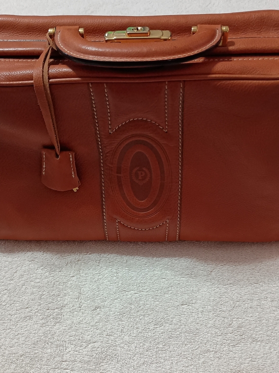 Pollini Handbags - Vintage Never Used Pollini Leather Doctor's Bag With Lock & Key